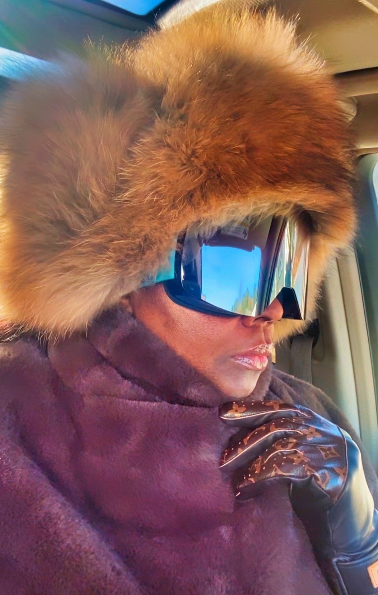 THE ARCTIC CROWN FUR COSSACK