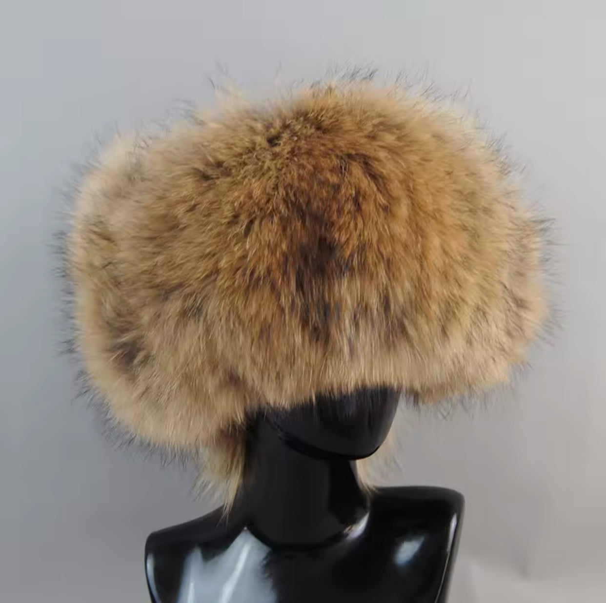 THE ARCTIC CROWN FUR COSSACK