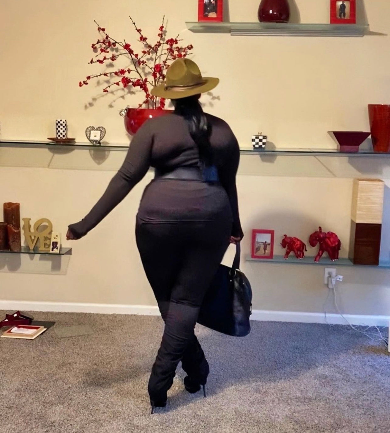 REDD’s Essential Ribbed Two Piece PANTS SET